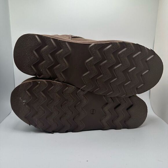 CUSHIONAIRE Women's Genuine Suede Cozy Mule Platform +Memory Foam 8.5 TAUPE - Picture 5 of 7